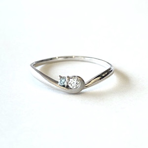 K18WG ダイヤモンド アイスブルーダイヤモンドリング | 結婚指輪・婚約 ...