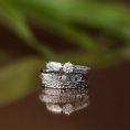 【MAKANA】ハワイの自然がモチーフ！美しい手彫りの結婚指輪